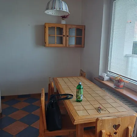 V Sídlišti Rousínov