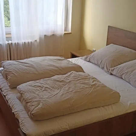 Lejlighed V Sidlisti Rousinov *