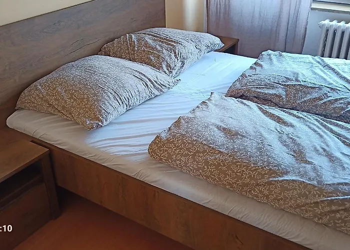V Sídlišti Rousínov